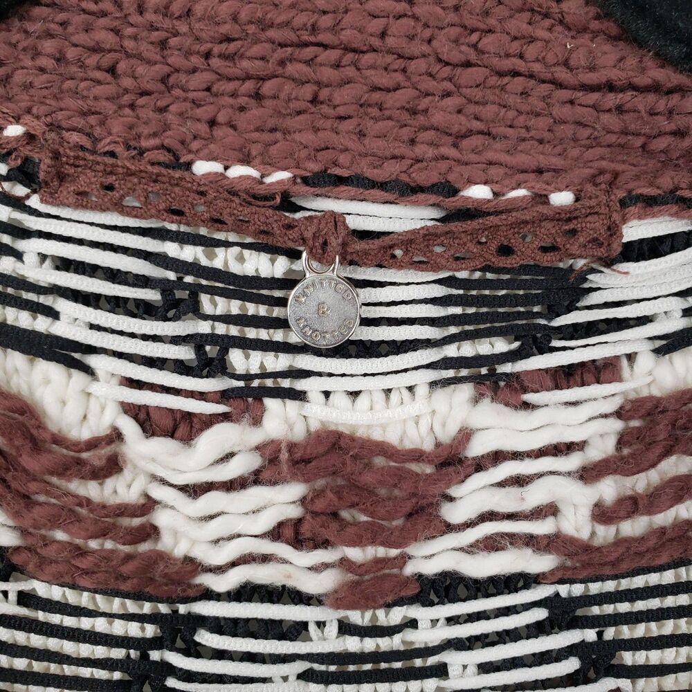 Knitted & Knotted Sweater Vest Women Medium Geometric Belted Pockets Bohemian - Picture 2 of 10